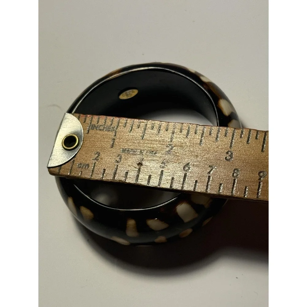 Cara‎ NY Chunky Bangle Bracelet Black Resin 8 Inch Cream Inlay Boho Statement